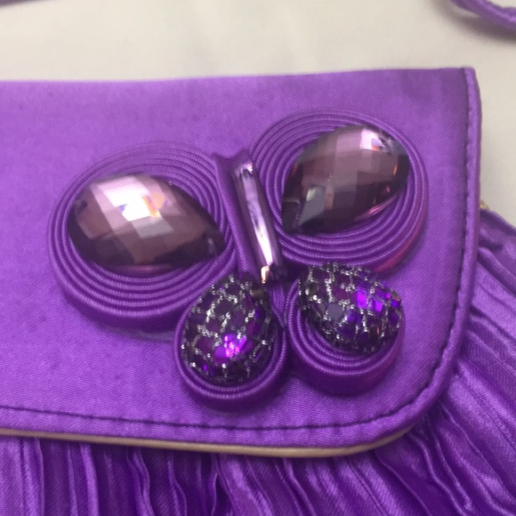 Elegant J. Renee’ Heels and J. Renee’ Purse - Picture 7 of 8